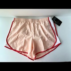New Nike Dry GIRLS XL Running Shorts Light Pastel Peach Coral X-Large